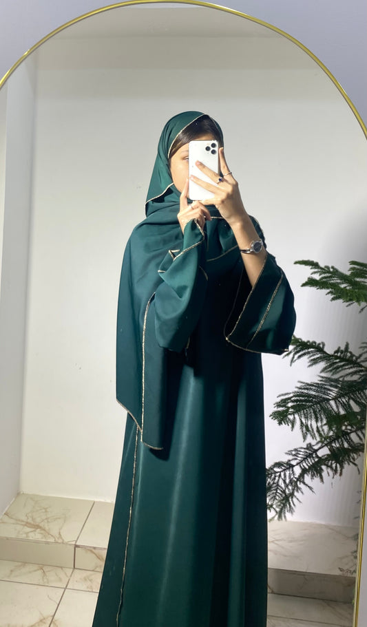 Abaya et ensemble de prière ( عباءة وطاقم الصلاة  في نفس الوقت